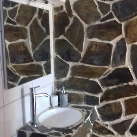 Lägenhet Casa Branca Serpins